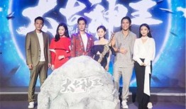 为了吃瓜进娱乐圈却红了,娱乐圈的“瓜农”传奇